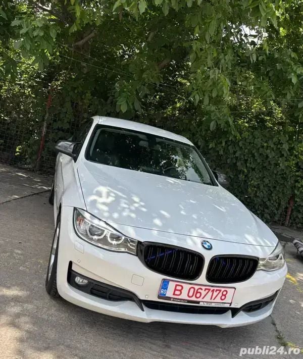 Alb Utilizat 2015 BMW 320 Berlinǎ | 12.390 EUR (Super Preț) - Imagine 1/4