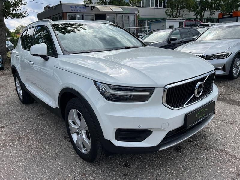 Utilizat 2021 Volvo XC40 Momentum SUV | 28.502 EUR (Preț OK) - Imagine 1/1