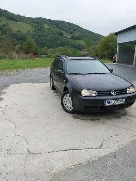 Second-hand VW Golf IV 90 CP (66 kW) 2003 Negru Break