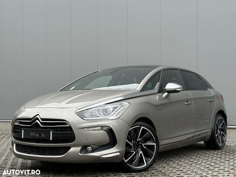 Culoareargint Utilizat 2014 Citroën DS5 Hatchback | 10.500 EUR - Imagine 1/4