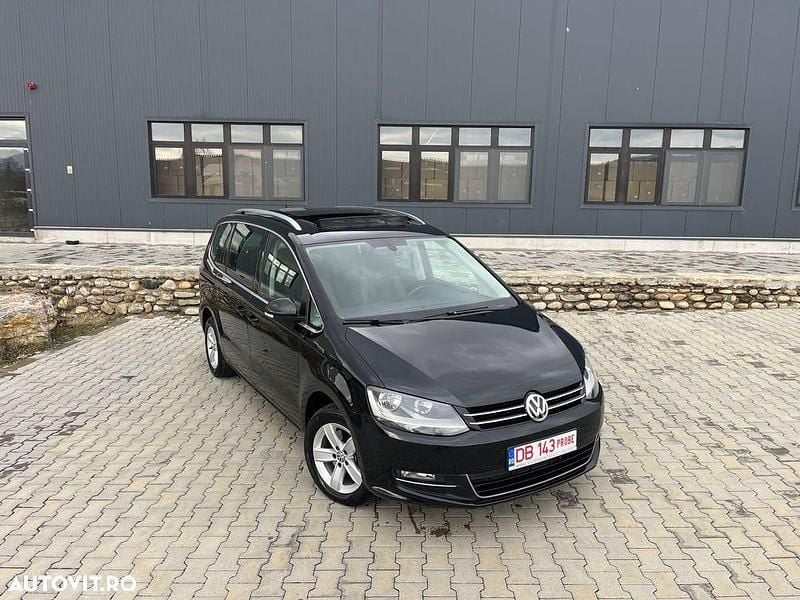 Second-hand VW Sharan Highline 150 CP (110 kW) 2018 Culoarenegru Monovolum
