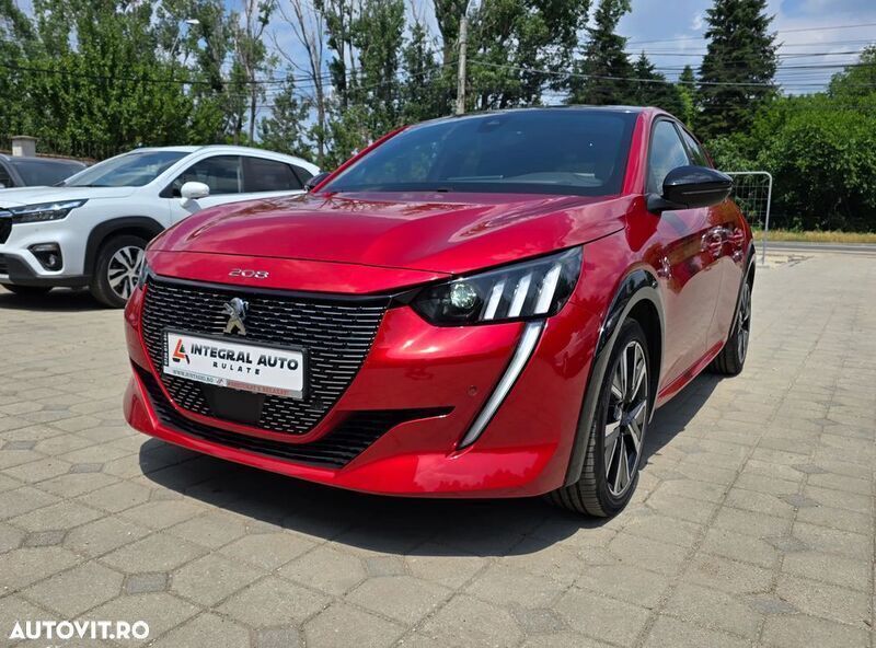Rosu Utilizat 2020 Peugeot 208 GT-line Hatchback | 14.950 EUR (Preț OK) - Imagine 1/4