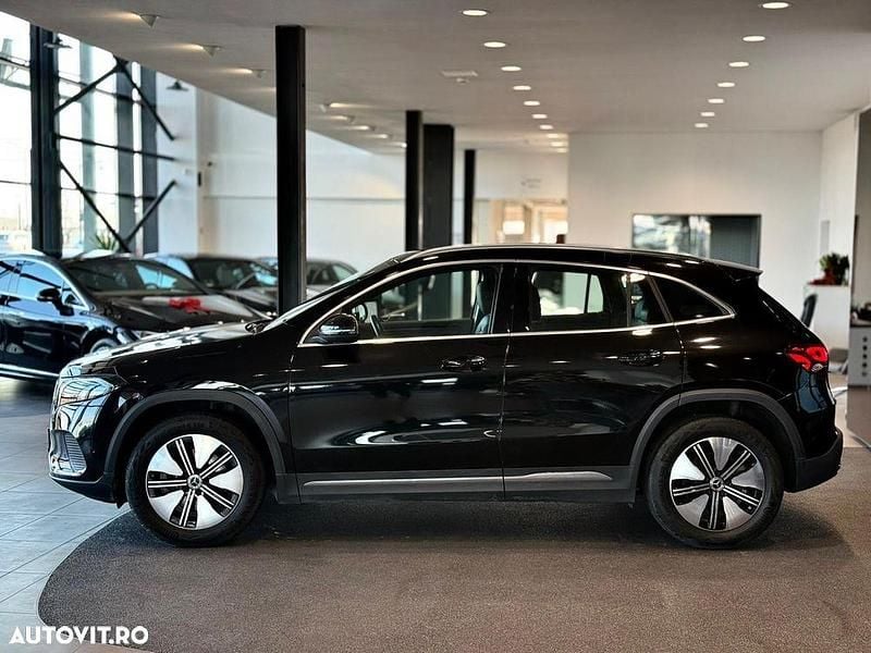 Second-hand Mercedes EQA250 Progressive 139 kW (190 CP) 2023 Culoarenegru SUV