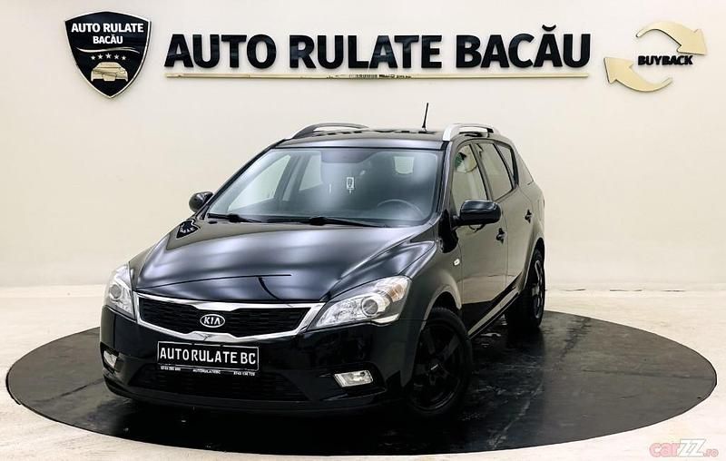 Culoarenegru Utilizat 2010 Kia Ceed Hatchback | 3.990 EUR (Preț bun) - Imagine 1/4