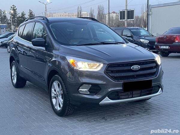 Gri Utilizat 2018 Ford Escape SUV | 16.000 EUR - Imagine 1/4