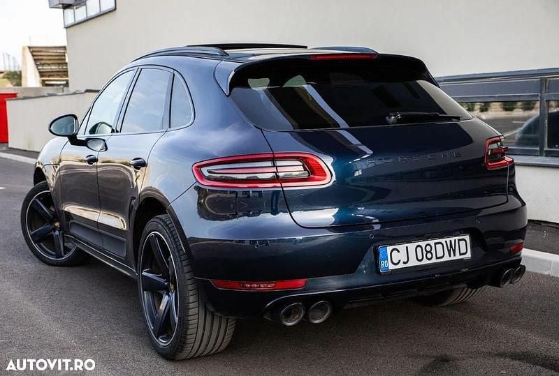 Second-hand Porsche Macan 258 CP (189 kW) 2017 Albastru SUV