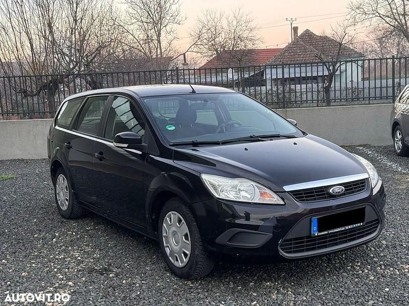 Culoarealbastru Utilizat 2008 Ford Focus Ambiente Break | 1.550 EUR (Preț bun) - Imagine 1/4