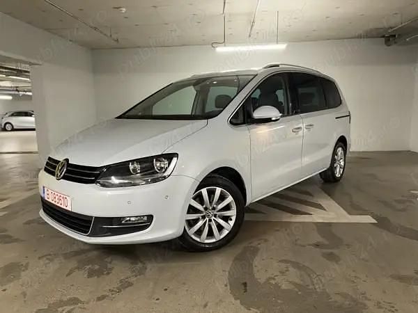 Alb Utilizat 2019 VW Sharan Monovolum | 23.999 EUR - Imagine 1/4