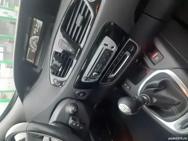 Utilizat 2014 Renault Grand Scénic III Monovolum | 6.690 EUR (Preț OK) - Imagine 1/4