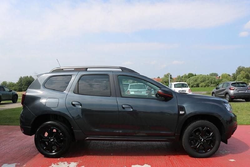 Second-hand 2023 Dacia Duster Extreme SUV | 27.953 EUR - Imagine 1/1