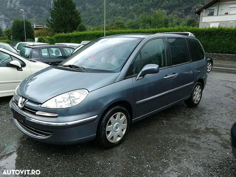 Culoaregri Utilizat 2009 Peugeot 807 Monovolum | 4.000 EUR - Imagine 1/4