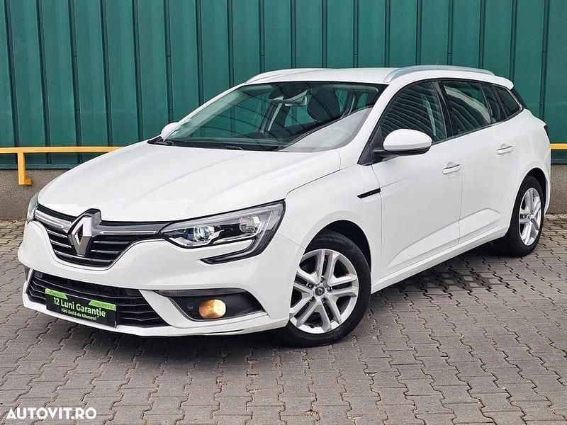 Culoarealb Utilizat 2017 Renault Mégane GrandTour Business Break | 8.600 EUR (Preț OK) - Imagine 1/4