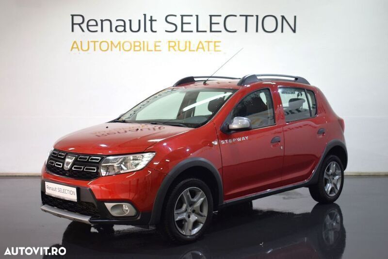 Rosu Utilizat 2017 Dacia Sandero Stepway Hatchback | 8.490 EUR (Puțin scump) - Imagine 1/4