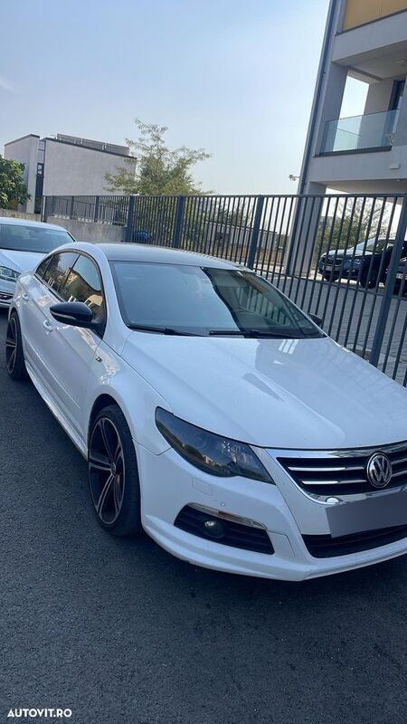 Alb Utilizat 2011 VW CC Berlinǎ | 6.000 EUR (Preț bun) - Imagine 1/4