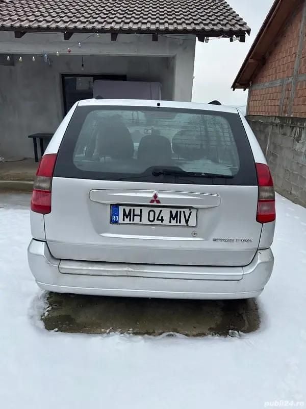 Second-hand Mitsubishi Space Star 82 CP (60 kW) 2001 Van