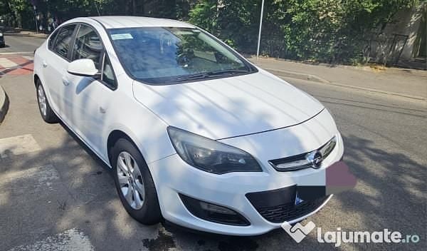 Alb Utilizat 2018 Opel Astra Berlinǎ | 7.750 EUR (Preț OK) - Imagine 1/4