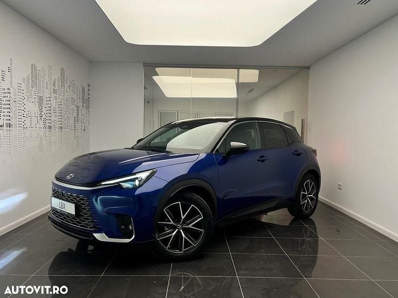 Culoarealbastru Nouă 2025 Lexus LBX SUV | 40.926 EUR - Imagine 1/4