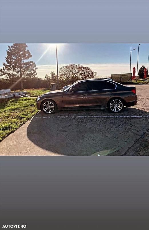 Culoaremaro Utilizat 2013 BMW 320 Efficient Dynamics Berlinǎ | 11.500 EUR (Preț OK) - Imagine 1/4