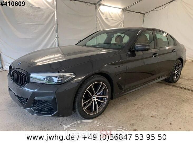 Gri Utilizat 2021 BMW 545e M Sport Berlinǎ | 47.559 EUR (Super Preț) - Imagine 1/4