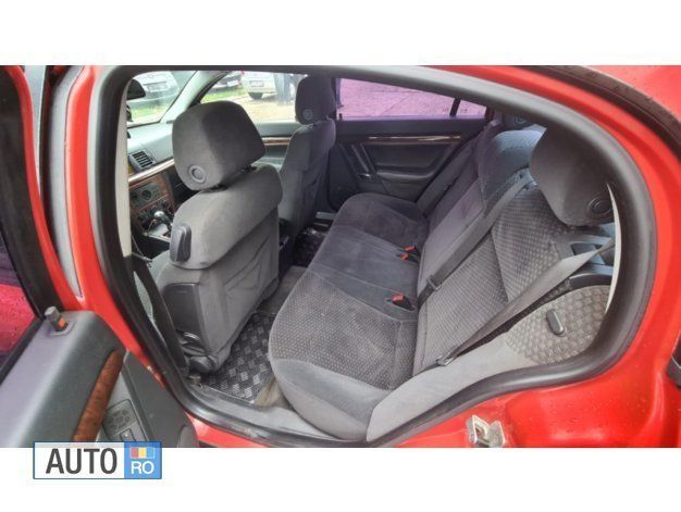 Second-hand Opel Vectra 120 CP (88 kW) 2002 Rosu Berlinǎ