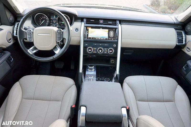 Second-hand Land Rover Discovery 5 HSE Luxury 241 CP (177 kW) 2017 Culoareverde SUV