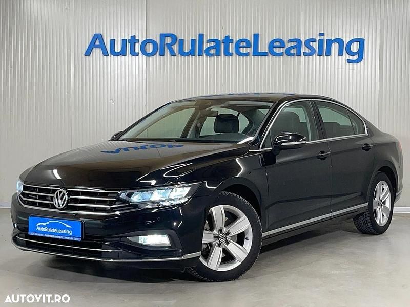Culoarenegru Utilizat 2020 VW Passat Highline Berlinǎ | 19.290 EUR (Preț OK) - Imagine 1/4