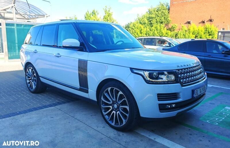 Alb Utilizat 2017 Land Rover Range Rover Autobiography SUV | 29.500 EUR - Imagine 1/4