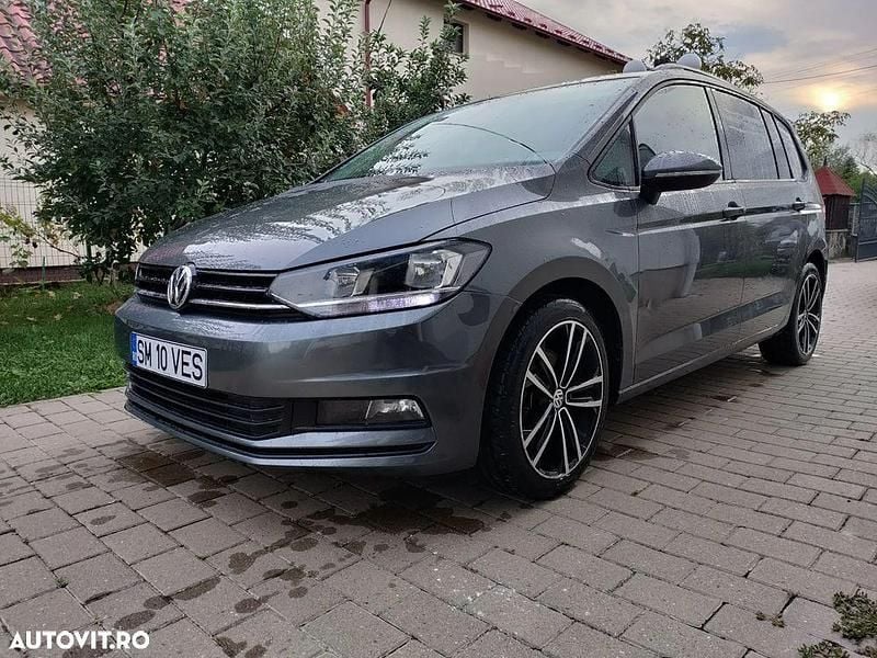 Culoaregri Utilizat 2018 VW Touran Monovolum | 15.600 EUR (Puțin scump) - Imagine 1/4