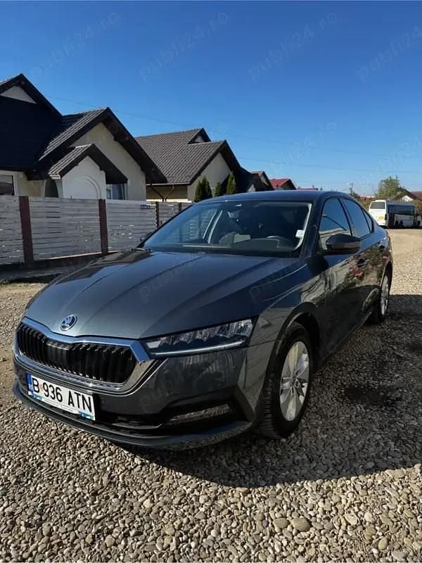 Second-hand Skoda Octavia 150 CP (110 kW) 2021 Gri Berlinǎ