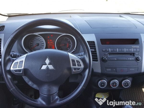 Second-hand Mitsubishi Outlander 156 CP (114 kW) 2008 Gri SUV