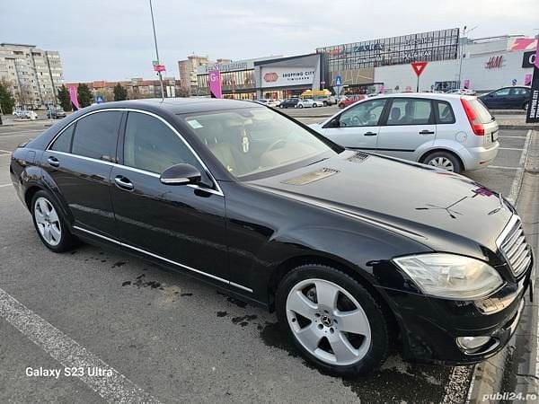 Negru Utilizat 2007 Mercedes S320 Berlinǎ | 6.900 EUR (Preț OK) - Imagine 1/4