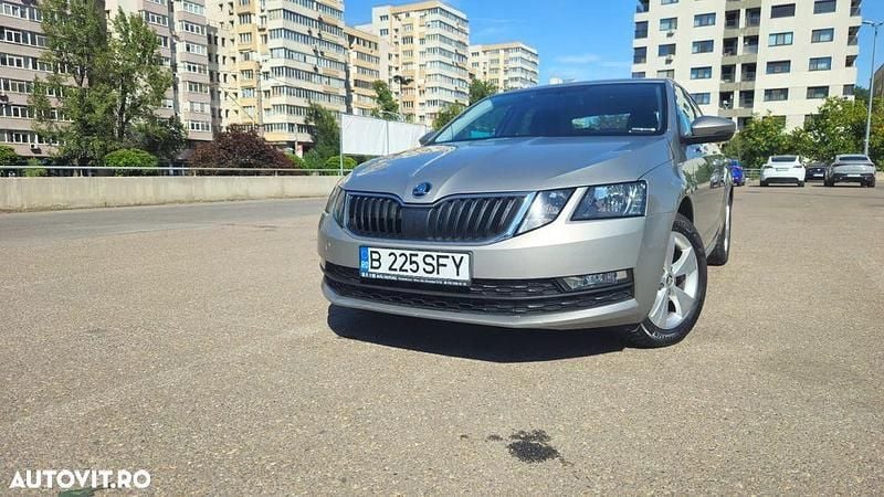Culoaregri Utilizat 2019 Skoda Octavia Ambition Berlinǎ | 10.999 EUR (Preț bun) - Imagine 1/4