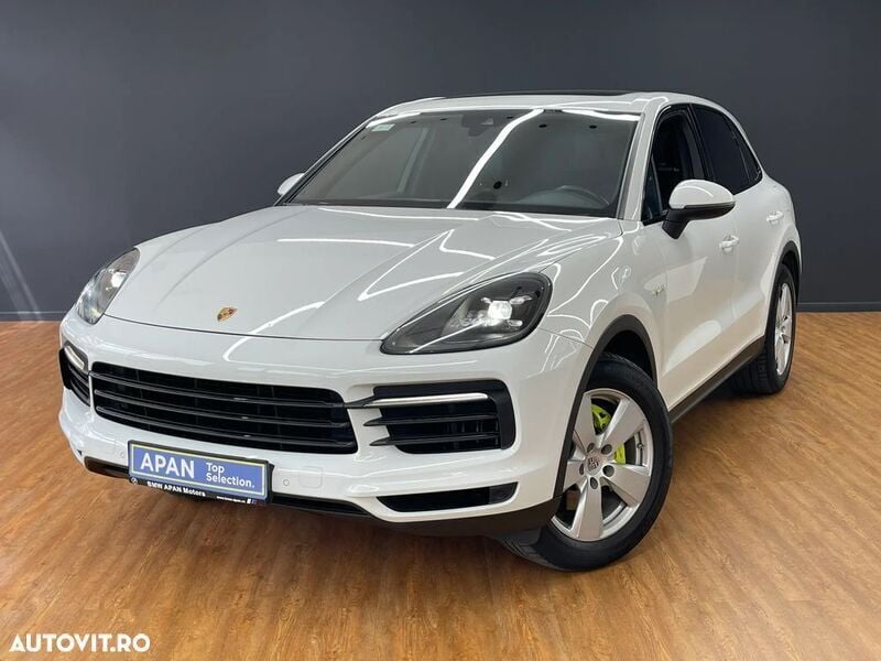 Alb Utilizat 2020 Porsche Cayenne SUV | 71.685 EUR (Puțin scump) - Imagine 1/4
