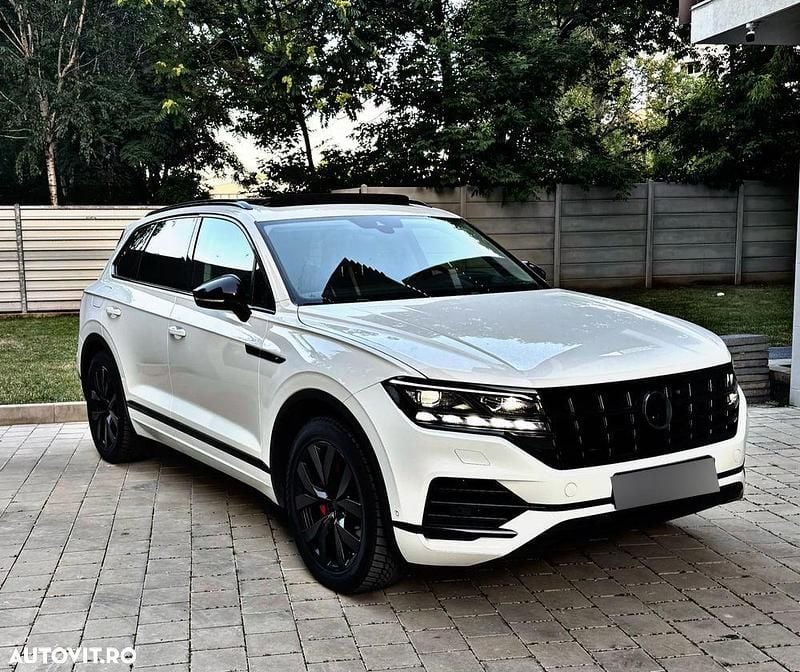 Second-hand VW Touareg Edition 286 CP (210 kW) 2018 Culoarealb SUV