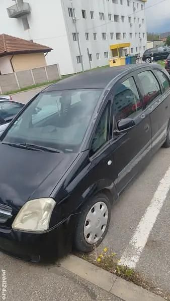 Utilizat 2005 Opel Meriva Monovolum | 850 EUR - Imagine 1/4