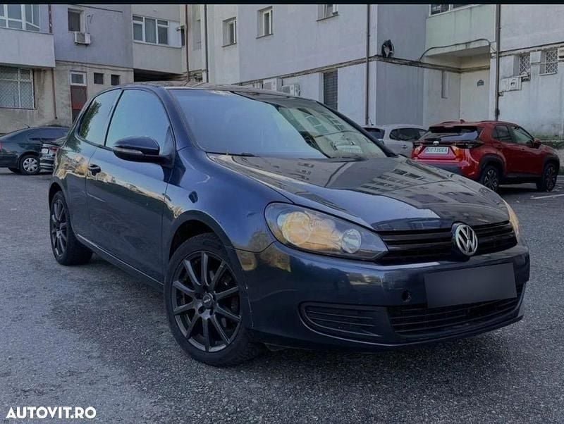 Culoarealbastru Utilizat 2010 VW Golf VI Trendline Hatchback | 3.200 EUR (Preț bun) - Imagine 1/4