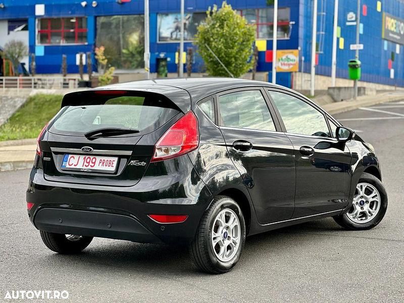 Second-hand Ford Fiesta Titanium 95 CP (69 kW) 2014 Culoarenegru Hatchback