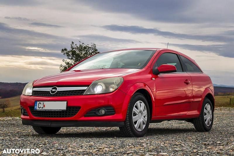 Culoarerosu Utilizat 2009 Opel Astra GTC Sport Hatchback | 3.300 EUR - Imagine 1/4