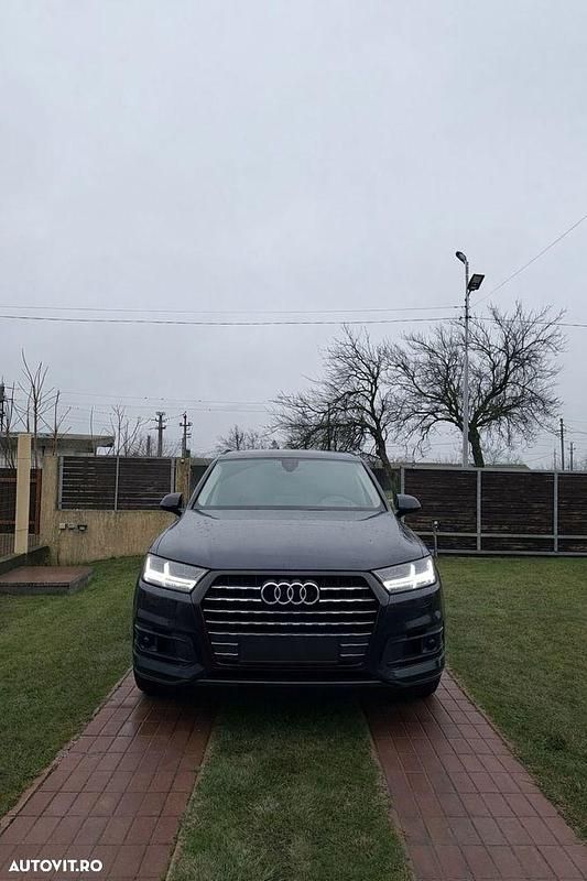Culoarealbastru Utilizat 2017 Audi Q7 SUV | 31.900 EUR (Preț OK) - Imagine 1/4
