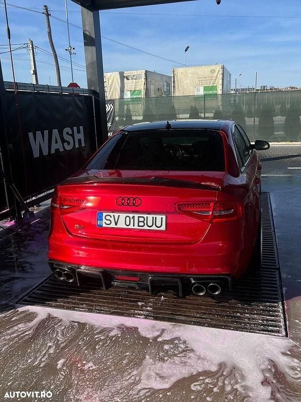 Culoarerosu Utilizat 2014 Audi S4 Comfort Hatchback | 26.000 EUR - Imagine 1/4
