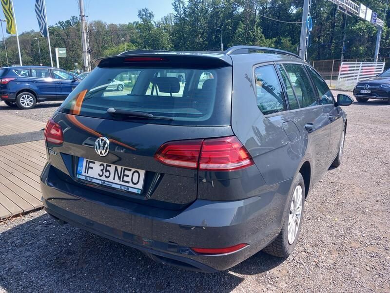 Second-hand VW Golf VII Trendline 116 CP (85 kW) 2018 Gri Break
