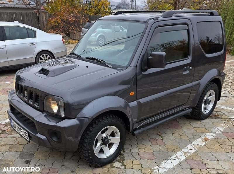 Culoaregri Utilizat 2010 Suzuki Jimny SUV | 6.850 EUR - Imagine 1/4