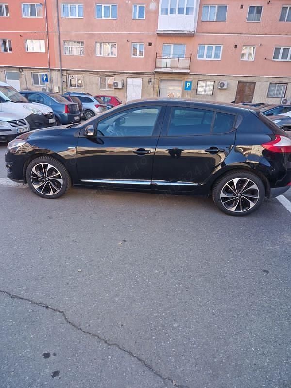 Second-hand Renault Mégane 130 CP (95 kW) 2015 Negru Berlinǎ