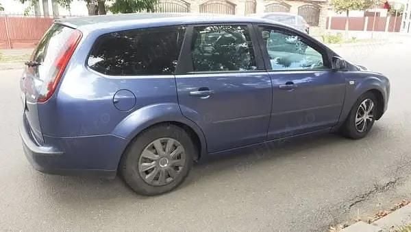 Utilizat 2006 Ford Focus Break | 1.000 EUR (Preț bun) - Imagine 1/4