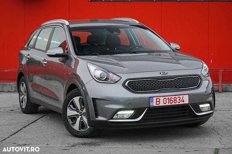 Culoaregri Second-hand 2017 Kia Niro Vision SUV | 12.490 EUR (Preț OK) - Imagine 1/4