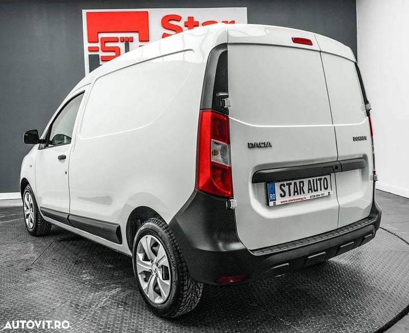 Second-hand Dacia Dokker Lauréate 75 CP (55 kW) 2021 Culoarealb Monovolum