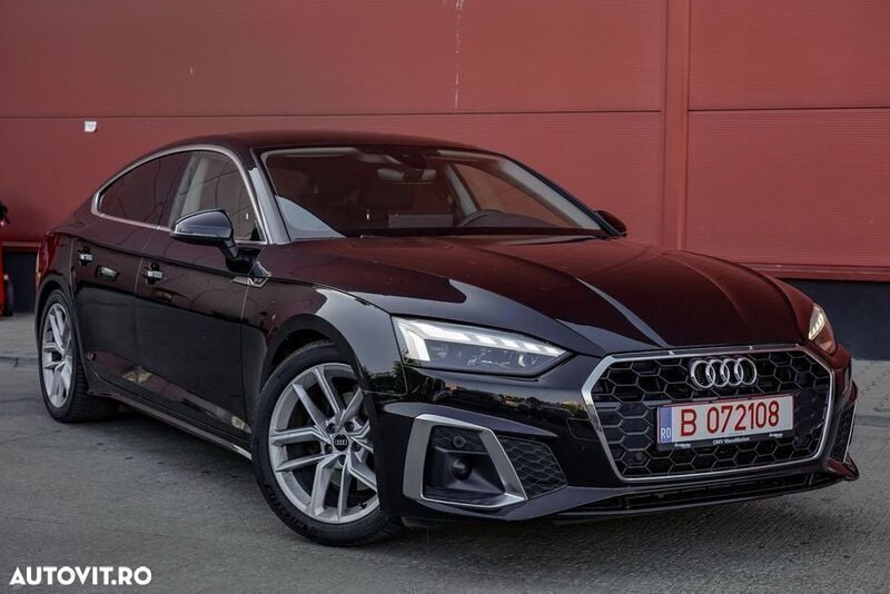 Negru Utilizat 2021 Audi A5 Sportback S-Line Berlinǎ | 27.300 EUR (Preț bun) - Imagine 1/4