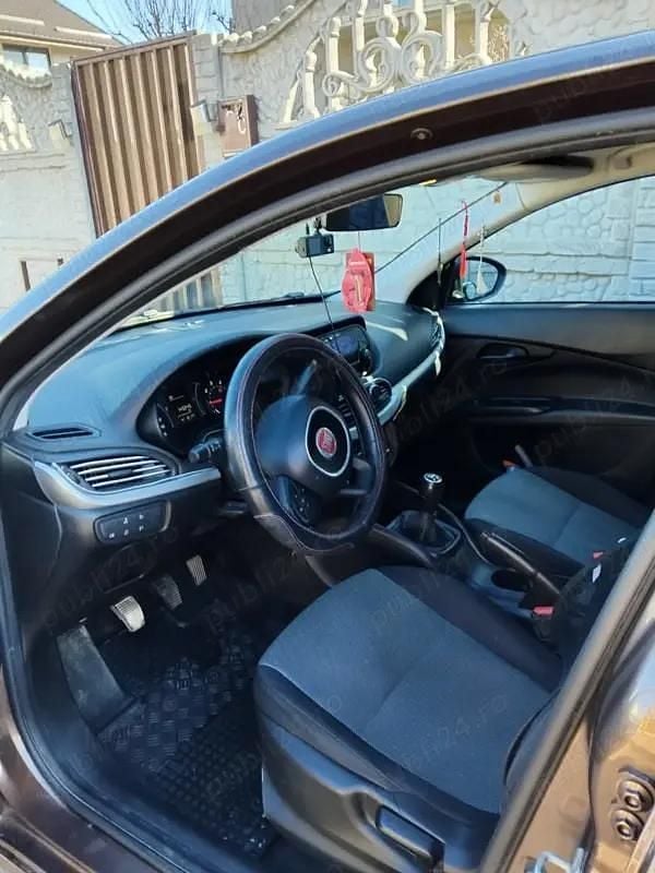 Utilizat 2017 Fiat Tipo Hatchback | 6.000 EUR - Imagine 1/4