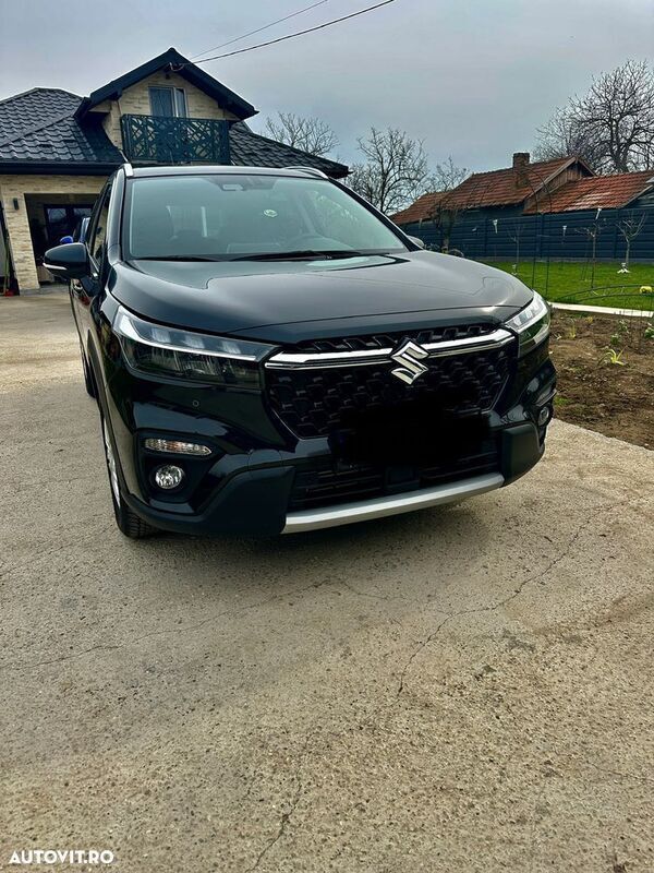 Negru Utilizat 2023 Suzuki SX4 S-Cross SUV | 24.000 EUR - Imagine 1/4
