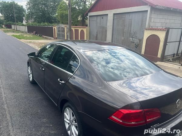 Utilizat 2013 VW Passat Berlinǎ | 7.500 EUR (Preț OK) - Imagine 1/4